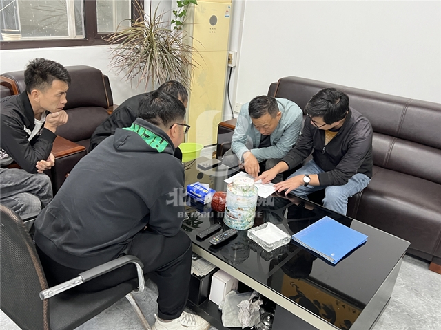 高標準定制！木材炭化機深受廣東客戶喜歡